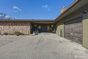 313 SE Trinity Ave, Wilbur, WA 99185 - Photo 1