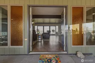 313 SE Trinity Ave, Wilbur, WA 99185 - Photo 2