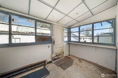 721 Nenant Street S, Bucoda, WA 98530 - Photo 14