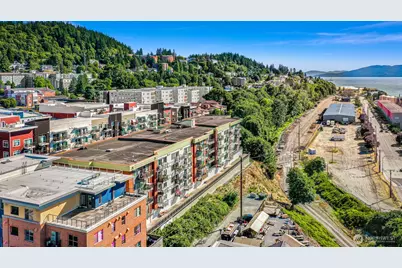 1015 Railroad Avenue #512, Bellingham, WA 98225 - Photo 32