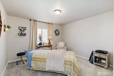 1324 Baker Heights Loop, Bremerton, WA 98312 - Photo 26