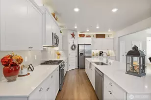 1324 Baker Heights Loop, Bremerton, WA 98312 - Photo 12