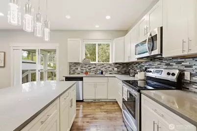 12102 10th Drive SE #B, Everett, WA 98208 - Photo 16