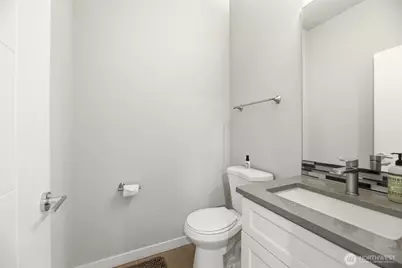 12102 10th Drive SE #B, Everett, WA 98208 - Photo 8