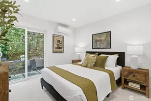 3646 Greenwood Ave N, Seattle, WA 98103 - Photo 20