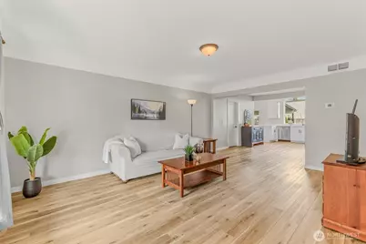 116 NE James Street, Camas, WA 98607 - Photo 6