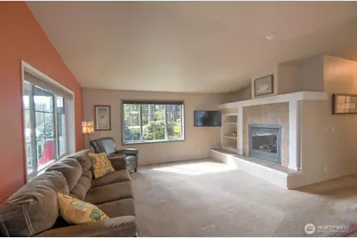 7300 NE 32nd Avenue #2, Olympia, WA 98516 - Photo 4