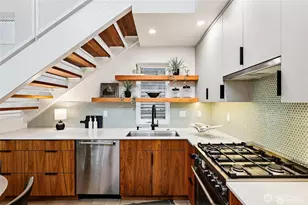 8605 5th Ave NE, Seattle, WA 98115 - Photo 12