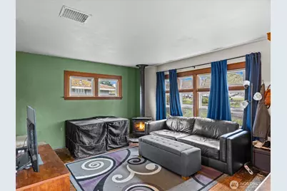 6807 Commercial Avenue, Everett, WA 98203 - Photo 6