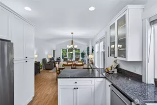 2016 Cascade Ct, Anacortes, WA 98221 - Photo 4