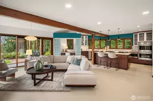 12210 NE 39th St, Bellevue, WA 98005 - Photo 6