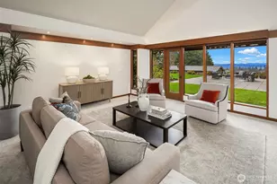 12210 NE 39th St, Bellevue, WA 98005 - Photo 4