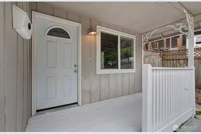 616 N 4th Avenue, Kelso, WA 98626 - Photo 2