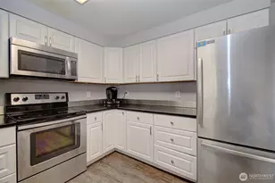 616 N 4th Ave, Kelso, WA 98626 - Photo 6