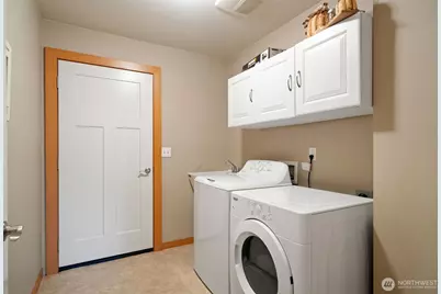 8992 Denise Place NE, Bremerton, WA 98311 - Photo 18
