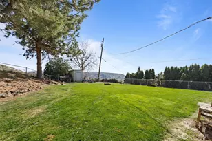 705 N 12th St, Selah, WA 98942 - Photo 30