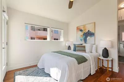 1529 Grandview Place E, Seattle, WA 98112 - Photo 14