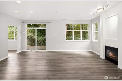 9610 179th Place NE #4, Redmond, WA 98052 - Photo 6