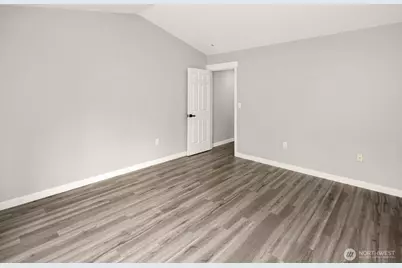 9610 179th Place NE #4, Redmond, WA 98052 - Photo 16