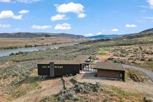 671 Ravens Home Ln, Malaga, WA 98828 - Photo 26