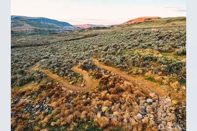 671 Ravens Home Lane, Malaga, WA 98828 - Photo 38