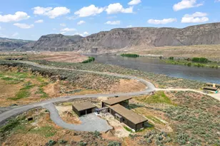 671 Ravens Home Ln, Malaga, WA 98828 - Photo 28