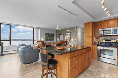 2201 3rd Avenue #2301, Seattle, WA 98121 - Photo 12