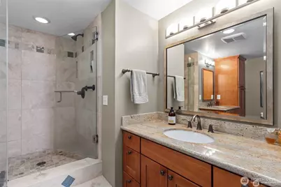 2201 3rd Avenue #2301, Seattle, WA 98121 - Photo 22