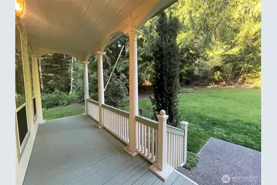 8456 Landing Lane SE, Port Orchard, WA 98367 - Photo 4