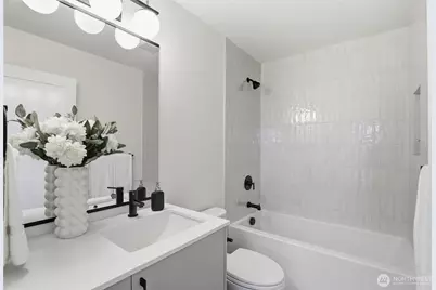 3646 Greenwood Avenue N #A, Seattle, WA 98103 - Photo 28