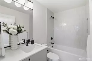 3646 Greenwood Ave N, Seattle, WA 98103 - Photo 28