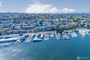 2400 8th Ave N, Seattle, WA 98109 - Photo 32