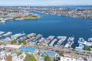 2400 8th Ave N, Seattle, WA 98109 - Photo 30