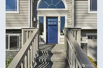 21000 61st Avenue W, Lynnwood, WA 98036 - Photo 2