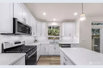 28 Hillside Place, Bellingham, WA 98229 - Photo 4