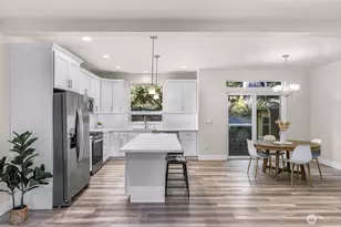 28 Hillside Place, Bellingham, WA 98229 - Photo 2