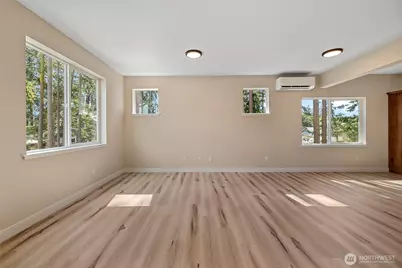 945 NW Heller Street #C1, Oak Harbor, WA 98277 - Photo 10
