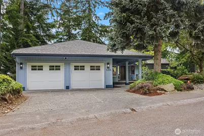 5005 136th Place SE, Bellevue, WA 98006 - Photo 1