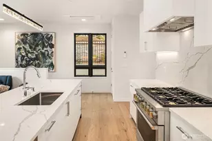 286 118th Ave SE, Bellevue, WA 98005 - Photo 6