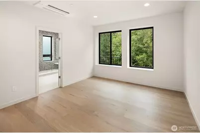 286 118th Avenue SE, Bellevue, WA 98005 - Photo 16