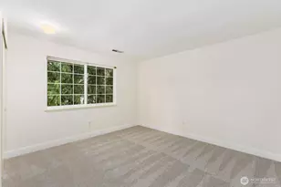 18505 NE 26th St, Redmond, WA 98052 - Photo 22