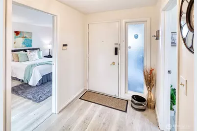 15208 NE 8th Street #C4, Bellevue, WA 98007 - Photo 10