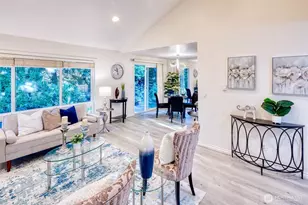 15208 NE 8th St, Bellevue, WA 98007 - Photo 2