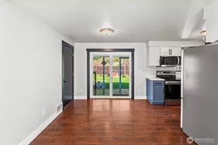 13018 532nd St E, Eatonville, WA 98328 - Photo 10