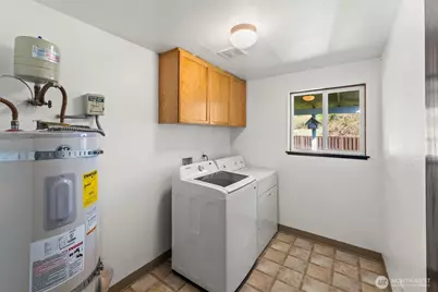 13018 532nd Street E, Eatonville, WA 98328 - Photo 20