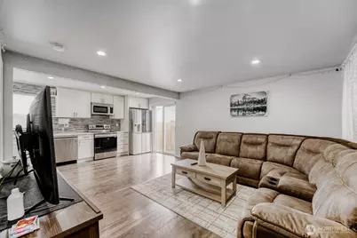 217 Tacoma Blvd S, Pacific, WA 98047 - Photo 6