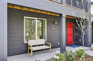 34116 Emerald Ridge Ave SE, Black Diamond, WA 98010 - Photo 2