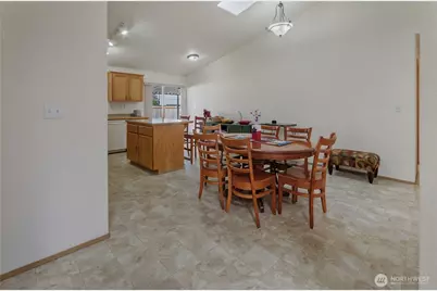 2530 187th Street E, Tacoma, WA 98445 - Photo 8