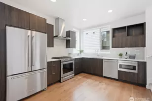 2512 Yale Ave. E., Seattle, WA 98102 - Photo 10