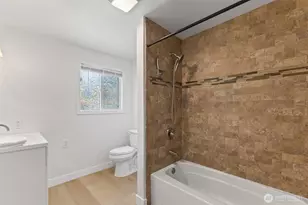 3118 Deer Island Dr E, Lake Tapps, WA 98391 - Photo 8